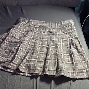 Gray Plaid Pleated Skirt
